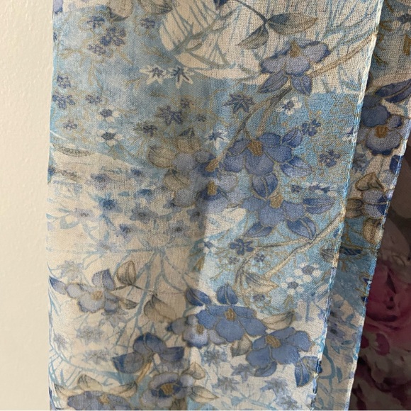 Floral Scarf Bundle - Picture 5 of 8